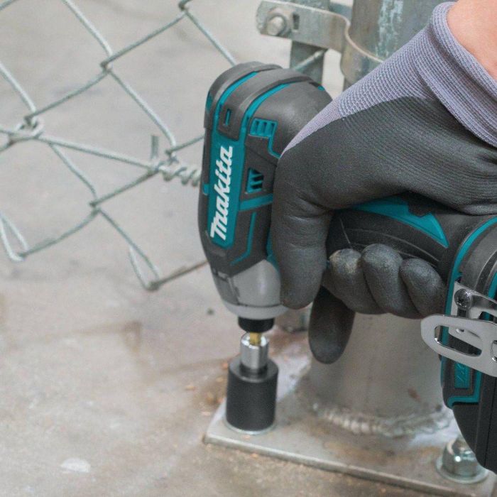 Makita XST01Z 18V LXT Lithium-Ion Cordless Oil-Impulse 3-Speed Impact Driver, Bare Tool
